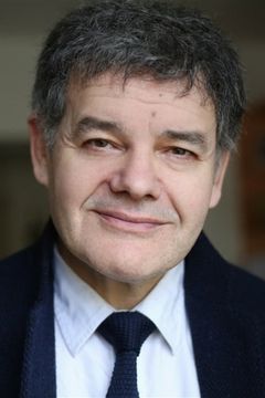 Jean-Michel Lahmi interpreta Monsieur Loiseau
