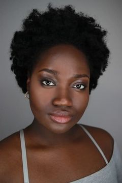 Rhyanna Alexander-Davis interpreta Hippie Girl