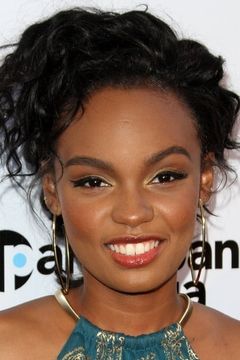 Sierra McClain interpreta Grace Ryder