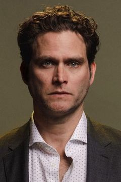 Steven Pasquale interpreta Dallas Howard
