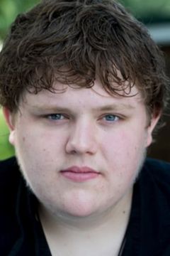 Sam Coleman interpreta Bud
