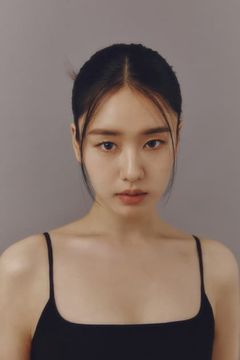 Ahn Eun-jin interpreta Moo Young’s wife