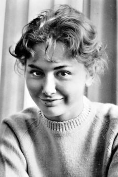 Patrizia Della Rovere interpreta Aunt Rosetta