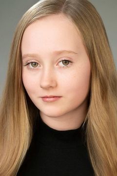 Sophie Jane Frick interpreta Maya Metcalf