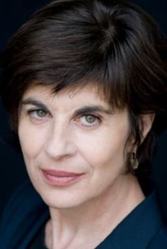 Caroline Chaniolleau interpreta Madame de la Garde