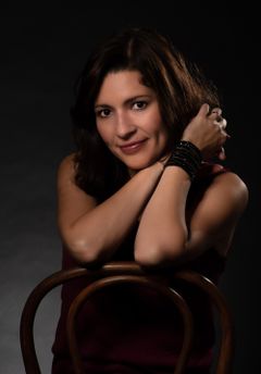 Romana Goščíková interpreta Artur's Mother