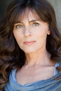Mira Furlan interpreta Velida