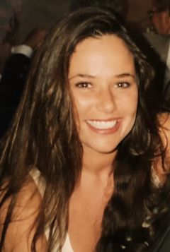 Samantha Weysom interpreta Lex Luther Girlfriend (uncredited)