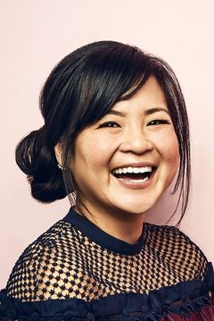 Kelly Marie Tran interpreta Raya (voice)