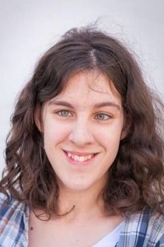 Tilly Winford interpreta Christmas Player