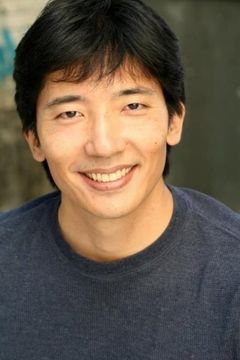 Derek Sakakura interpreta Rescuer