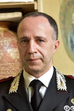 Roberto Riccardi interpreta Barista