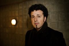 Domenico Salvaggio interpreta Bartender