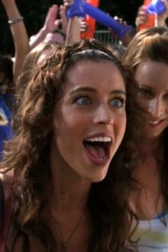 Hilary Jardine interpreta Erin