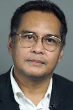 John Arcilla interpreta Joseph