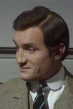 Anthony Ainley interpreta Dietz