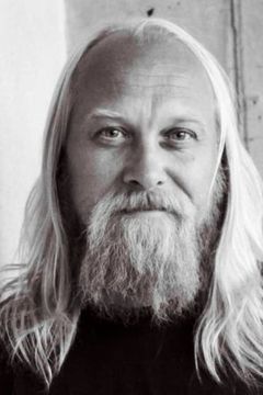 Åsmund Brede Eike interpreta Stale