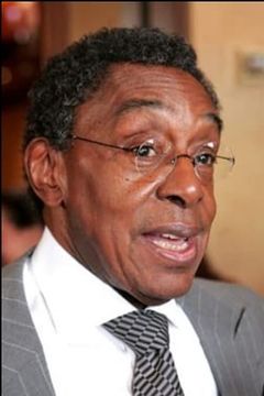 Don Cornelius interpreta Himself