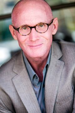 Tim Maculan interpreta Pharmacist #2