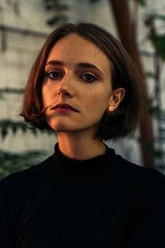 Betsey Brown interpreta Gretchen Fritz (1 episode)