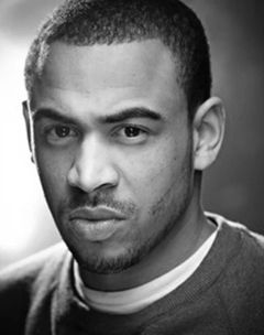 Ike Hamilton interpreta Harold