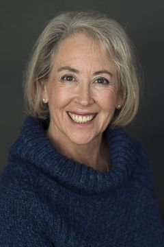 Deborah Ferguson interpreta Alice Montgomery