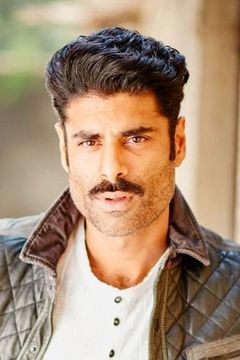 Sikandar Kher interpreta Rana Singh