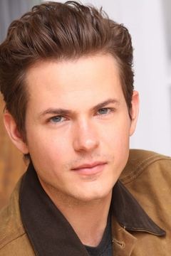 Daniel Ross Owens interpreta Mayor Dan Kendall