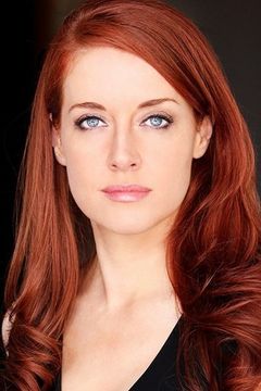 Johannah Newmarch interpreta Agent Pullman