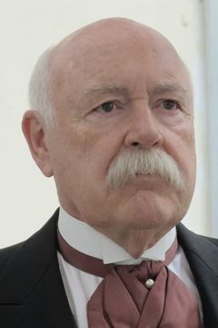 Eric P. Caspar interpreta Bera