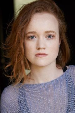 Liv Hewson interpreta Anna Cartullo