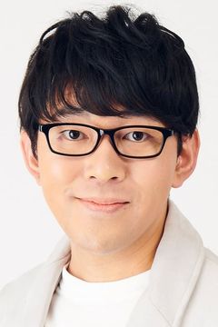 Yuki Ono interpreta Kamil Gorrini (voice)