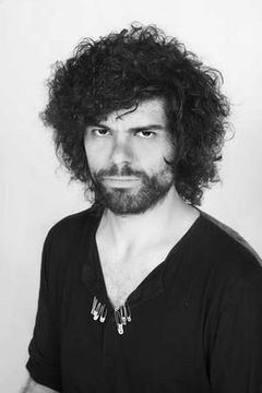 Alessio Vitale interpreta Pasquale Valitutti