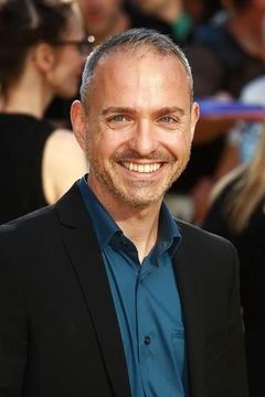 Kyle Balda interpreta Additional Voices (voice)