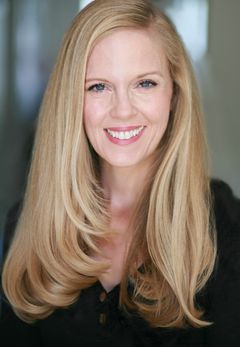 Beth Shea interpreta Rosemary