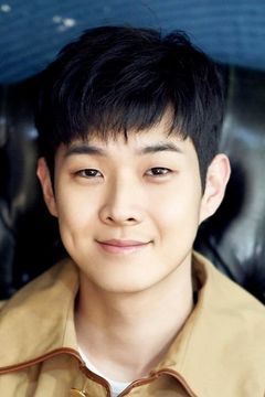 Choi Woo-shik interpreta Ki-woo