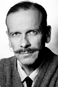 Eric MacLennan interpreta Portrait Painter