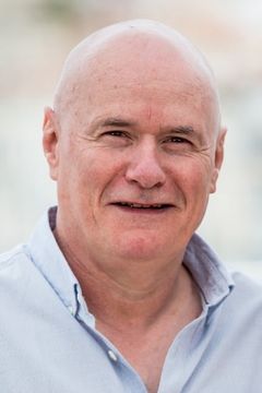 Dave Johns interpreta Harold