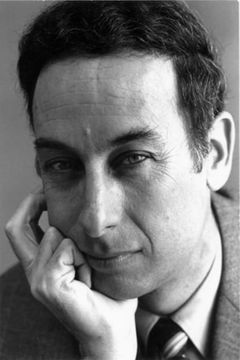 Charles Guggenheim interpreta Derrick's father