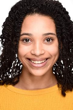 Thea Lamb interpreta Young Leta Lestrange (13-16 Years Old)