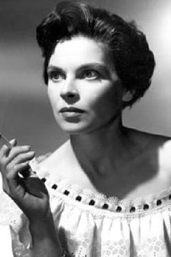Mary Morris interpreta Halima