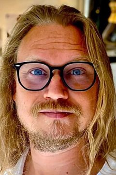 Morten Buus interpreta Colonist