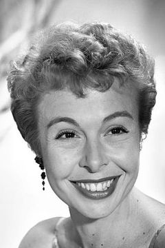 Marge Champion interpreta Rosalind Dunphy