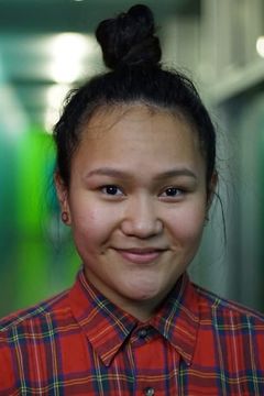 Jonadette Carpio interpreta Syllabub