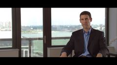 Jonathan Alpert interpreta Self - Therapist