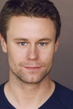 Eric Nenninger interpreta State Trooper