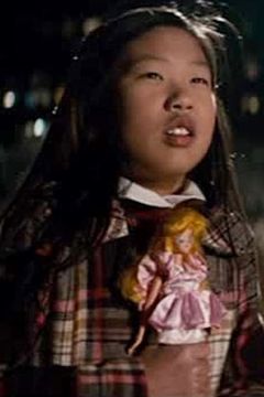 Haeun Hannah Cho interpreta Little Girl
