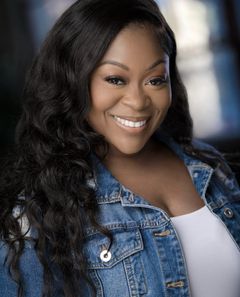 Tonie Washington interpreta Recruit