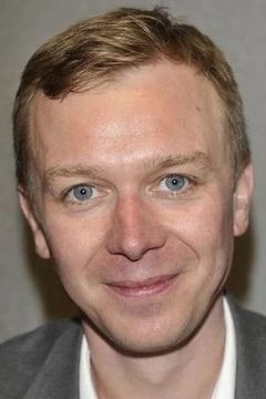 Steven Robertson interpreta Stoddart