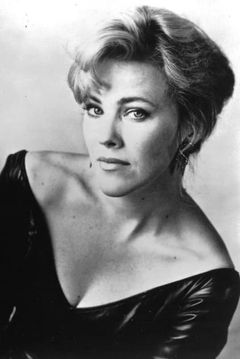 Catherine O'Hara interpreta Moira Rose